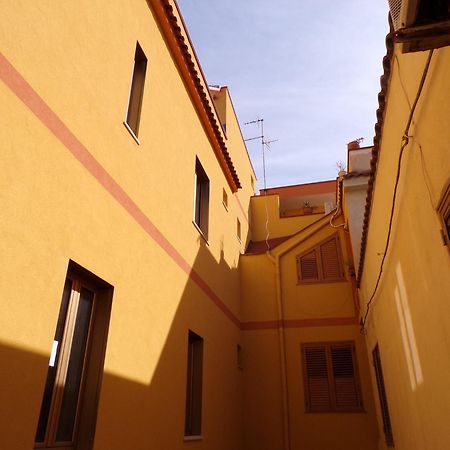 Nuova Aurora Rent Rooms Roccalumera Luaran gambar