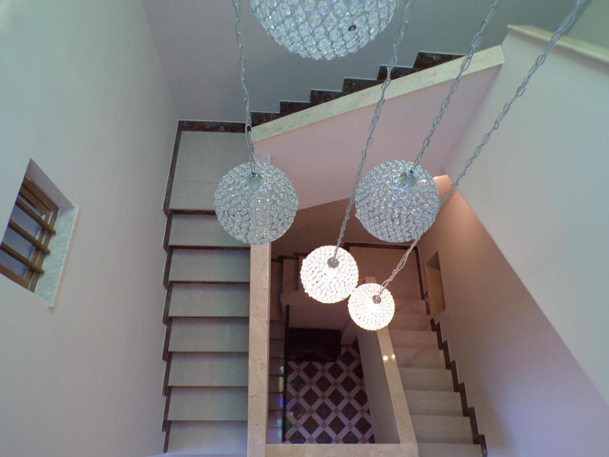 Nuova Aurora Rent Rooms Roccalumera Luaran gambar