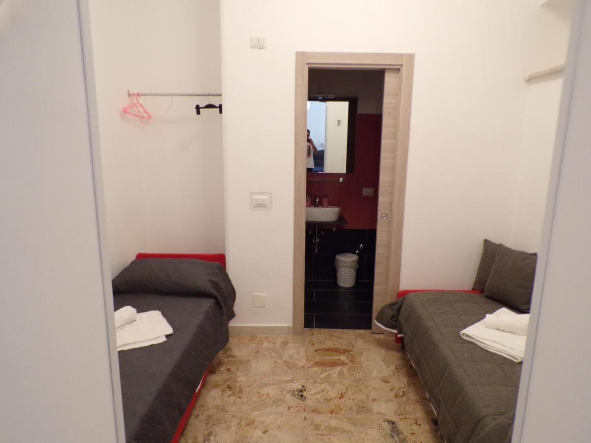 Nuova Aurora Rent Rooms Roccalumera Luaran gambar
