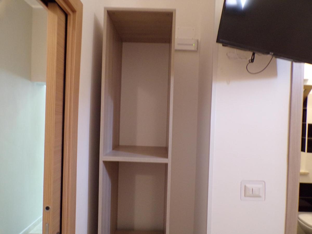 Nuova Aurora Rent Rooms Roccalumera Luaran gambar