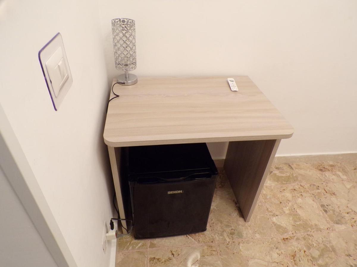 Nuova Aurora Rent Rooms Roccalumera Luaran gambar