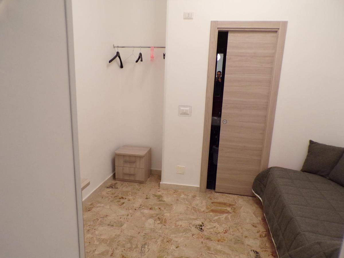 Nuova Aurora Rent Rooms Roccalumera Luaran gambar